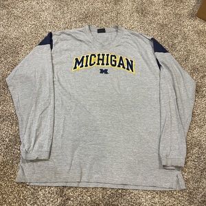 Vintage University Of Michigan Pro Edge Size XL Long Sleeved Jersey Shirt